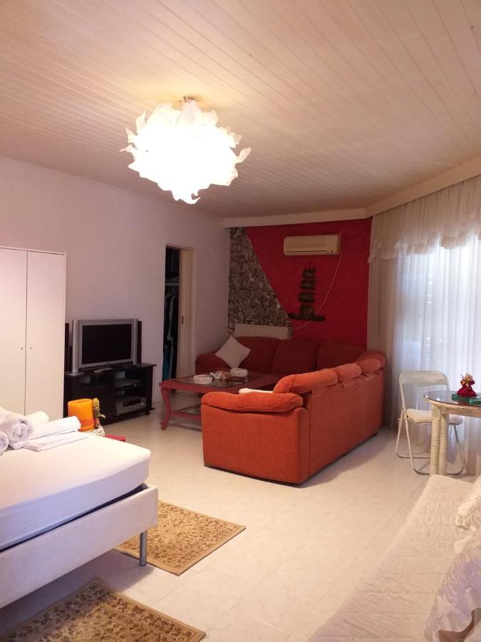 Roulas Cozy Apartments Artemida  Exterior foto